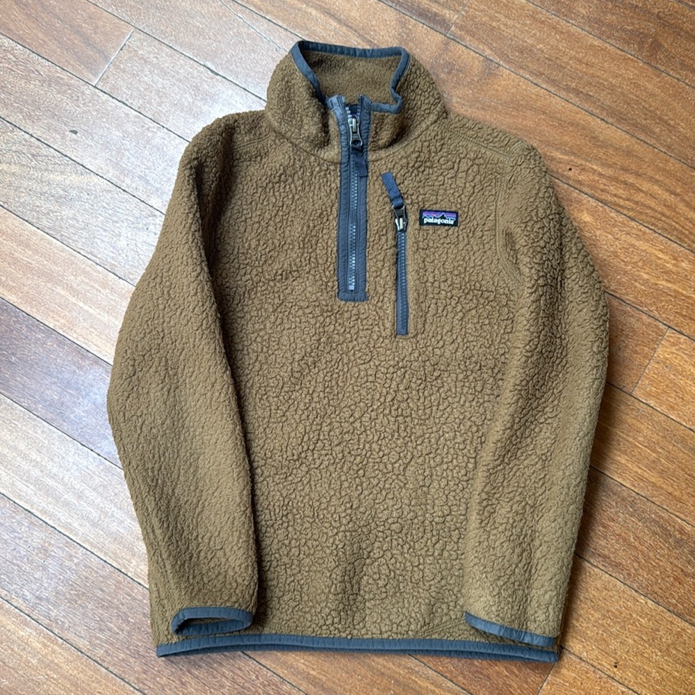 Patagonia Teddy Kids Sweater (Size Small)